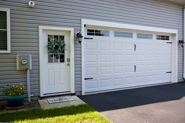 24/7 Emergency Garage Door experts in Weaverville, NC